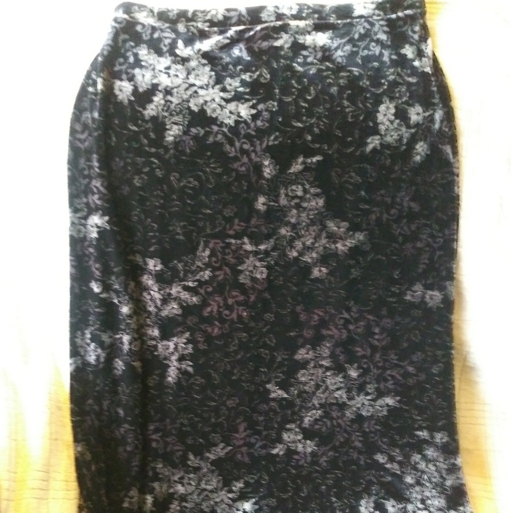 Velveteen shimmer maxi skirt